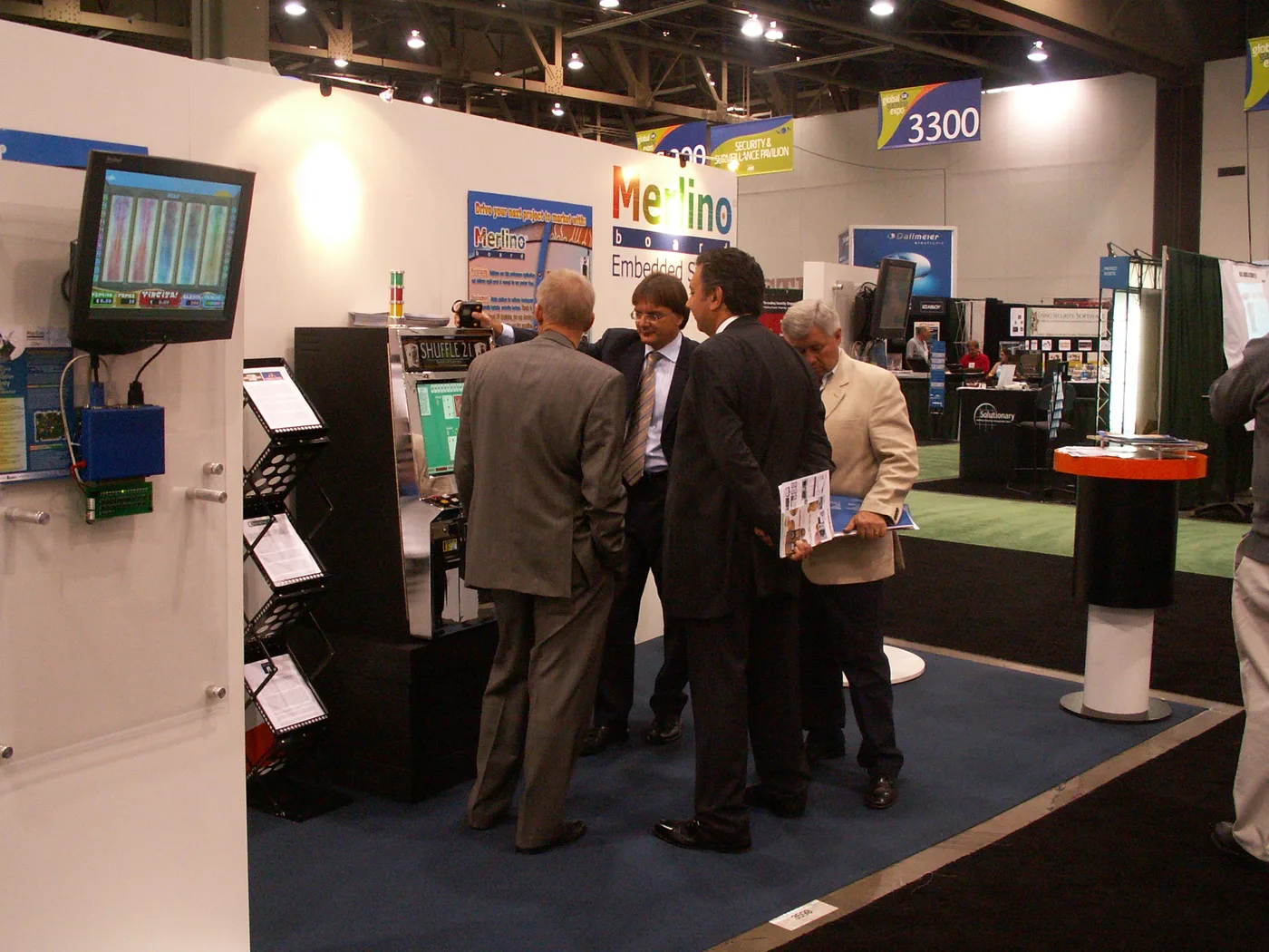 Momenti della presentazione della Merlino Board allo stand di Las Vegas